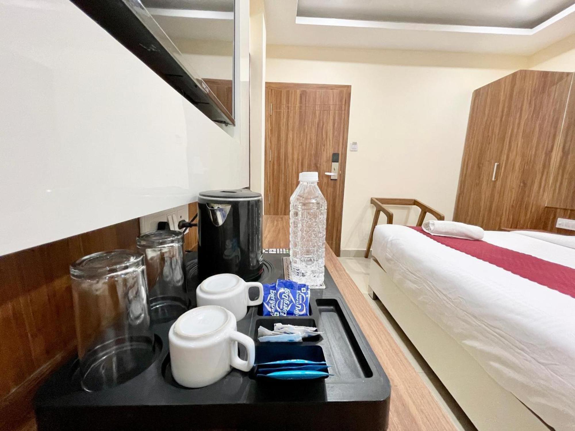 Hotel Shree Radha Krishna Βαρανάσι Εξωτερικό φωτογραφία